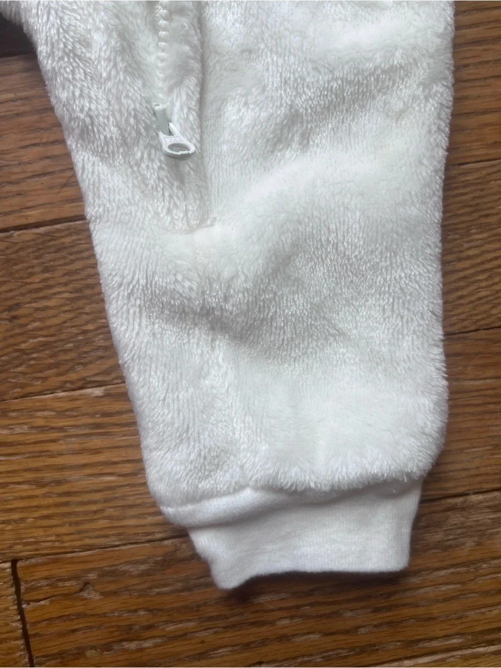 Children’s Place Hooded Plush Baby Bunny One-Piece Jumpsuit size 6-9 month